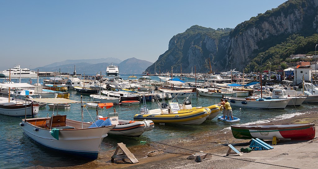 Barche nel porto di Ponza