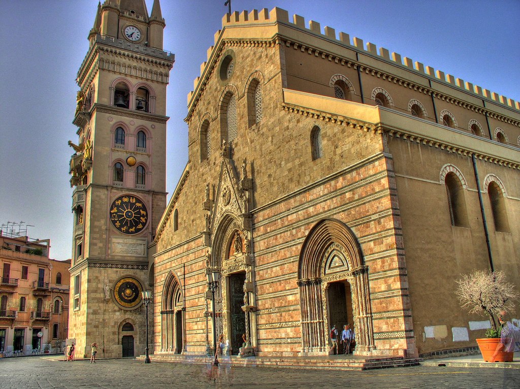 Duomo di Messina con campanile